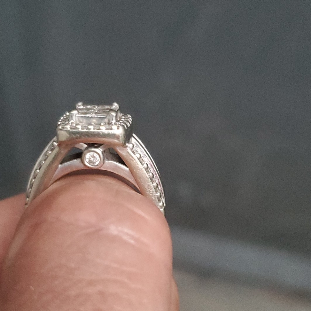 Diamond Ring - image 2